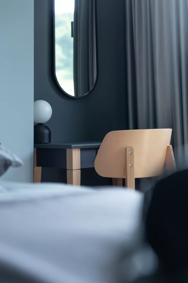 sypialnia w nowoczesnym apartamencie w Zawoi - fotograf nieruchomości Zakopane